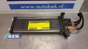 Used Heating element Audi A4 (B7) 2.0 TDI 16V Price € 20,00 Margin scheme offered by Auto Bek