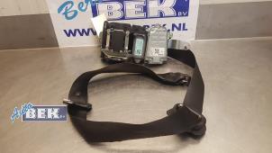 Used Seatbelt tensioner, left Mercedes E (W212) E-200 CDI 16V BlueEfficiency,BlueTEC Price € 45,00 Margin scheme offered by Auto Bek