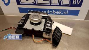 Used I-Drive knob Mercedes S (W221) 4.0 S-450 CDI V8 32V Price € 125,00 Margin scheme offered by Auto Bek