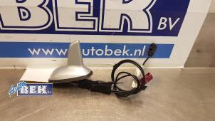 Used Antenna arm Mercedes S (W221) 3.0 S-320 CDI 24V Price € 25,00 Margin scheme offered by Auto Bek