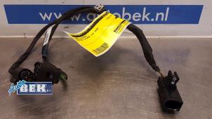 Usados Cable (varios) Mercedes S (W221) 3.0 S-320 CDI 24V Precio € 10,00 Norma de margen ofrecido por Auto Bek