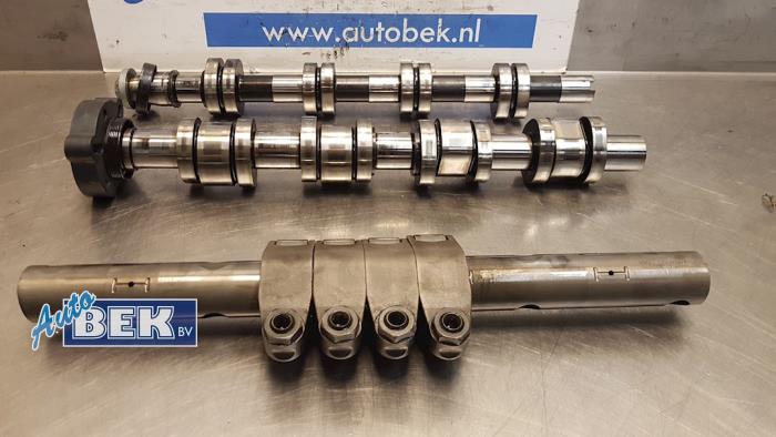 Usagé Kit arbre à cames Audi A6 (C6) 2.0 TDI 16V Prix € 200,00 Règlement à la marge proposé par Auto Bek