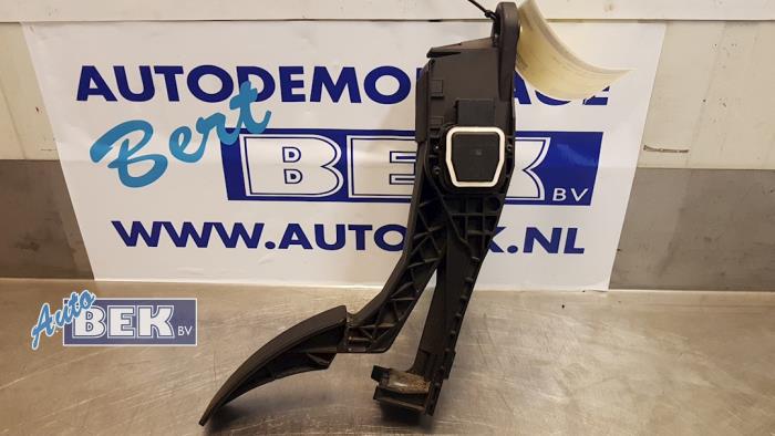 Begagnade Gaspedalsensor Mercedes ML II (164/4JG) 3.5 350 4-Matic V6 24V Pris € 22,50 Marginaltabell erbjuds av Auto Bek