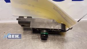 Usados Sensor de presión de combustible Renault Clio III (BR/CR) 1.5 dCi 85 Precio € 10,00 Norma de margen ofrecido por Auto Bek