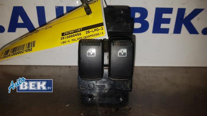 Usados Interruptor combinado de ventanillas Hyundai i10 (F5) 1.1i 12V Precio € 12,50 Norma de margen ofrecido por Auto Bek