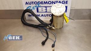 Usados Bomba eléctrica de combustible Mercedes E (W212) E-220 CDI 16V BlueEfficiency Precio € 140,00 Norma de margen ofrecido por Auto Bek