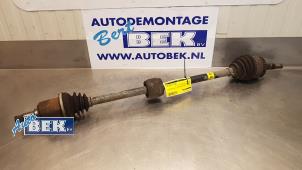 Usagé Arbre de transmission avant droit Opel Meriva Mk.I 1.3 CDTI 16V Prix € 18,00 Règlement à la marge proposé par Auto Bek