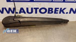 Used Rear wiper arm Peugeot 207 SW (WE/WU) 1.6 HDi 16V Price € 15,00 Margin scheme offered by Auto Bek