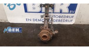 Used Front wheel hub Renault Clio IV Estate/Grandtour (7R) 1.5 Energy dCi 90 FAP Price € 50,00 Margin scheme offered by Auto Bek