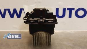 Used Heater resistor Renault Clio IV Estate/Grandtour (7R) 1.5 Energy dCi 90 FAP Price € 30,00 Margin scheme offered by Auto Bek