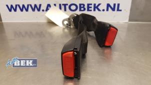 Used Rear seatbelt buckle, right BMW 3 serie (E46/4) 318i 16V Price € 18,00 Margin scheme offered by Auto Bek