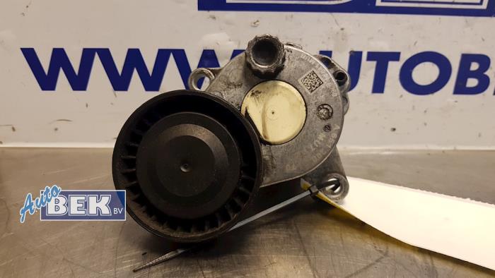 Gebrauchte Spannrolle Multiriemen Mercedes E (W212) E-200 CDI 16V BlueEfficiency,BlueTEC Preis € 12,50 Margenregelung angeboten von Auto Bek