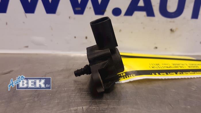 Begagnade MAP-sensor (insugsrör) Mercedes E (W212) E-200 CDI 16V BlueEfficiency,BlueTEC Pris € 10,00 Marginaltabell erbjuds av Auto Bek