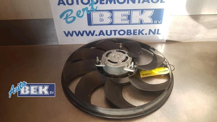 Cooling fans from a Fiat Bravo (198A) 1.4 16V 2007