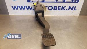 Used Accelerator pedal Peugeot 307 (3A/C/D) 1.6 HDiF 16V Price € 40,00 Margin scheme offered by Auto Bek