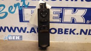 Used ABS connector Mercedes Sprinter 3,5t (906.13/906.23) 313 CDI 16V Price € 40,00 Margin scheme offered by Auto Bek