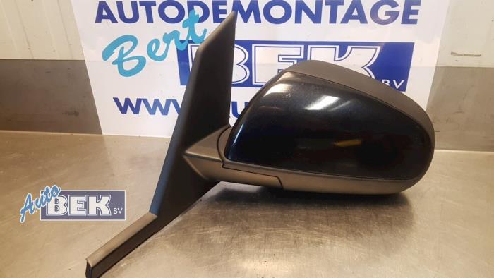 Wing mirror, left Mitsubishi Colt 1.5 16V CZT Turbo - 23263627