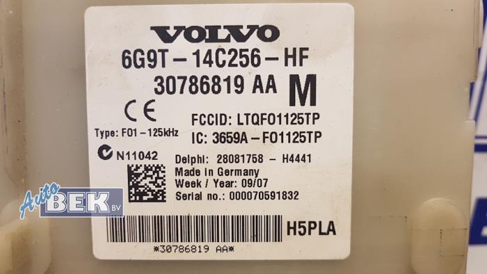 Steuergerät sonstige van een Volvo S80 (AR/AS) 2.4 D5 20V 180 2007