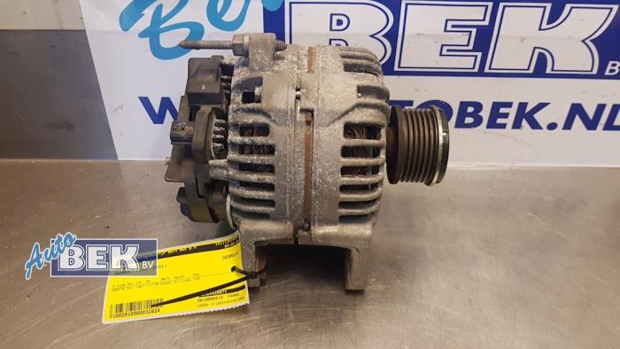 Gebrauchte Dynamo Renault Clio III (BR/CR) 1.5 dCi 75 FAP Preis € 30,00 Margenregelung angeboten von Auto Bek
