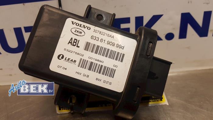 Używane Modul ksenonowy Volvo S80 (AR/AS) 2.4 D5 20V 180 Cena € 35,00 Procedura marży oferowane przez Auto Bek