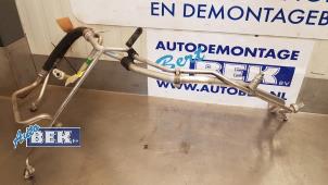 Usagé Tuyau clim Peugeot 107 1.0 12V Prix € 50,00 Règlement à la marge proposé par Auto Bek