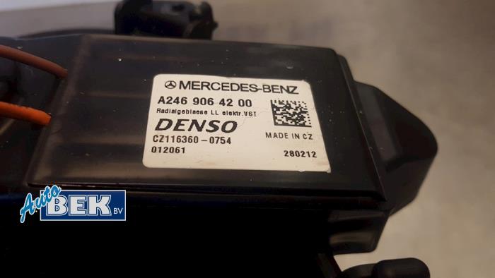 Moteur de ventilation chauffage d'un Mercedes-Benz B (W246,242) 1.8 B-180 CDI BlueEFFICIENCY 16V 2012