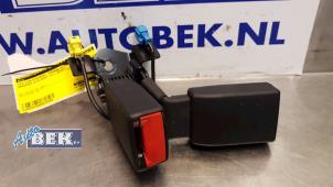 Used Rear seatbelt buckle, right Mercedes B (W246,242) 1.8 B-180 CDI BlueEFFICIENCY 16V Price € 40,00 Margin scheme offered by Auto Bek