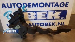 Used Accelerator pedal Fiat Bravo (198A) 1.4 16V Price € 50,00 Margin scheme offered by Auto Bek