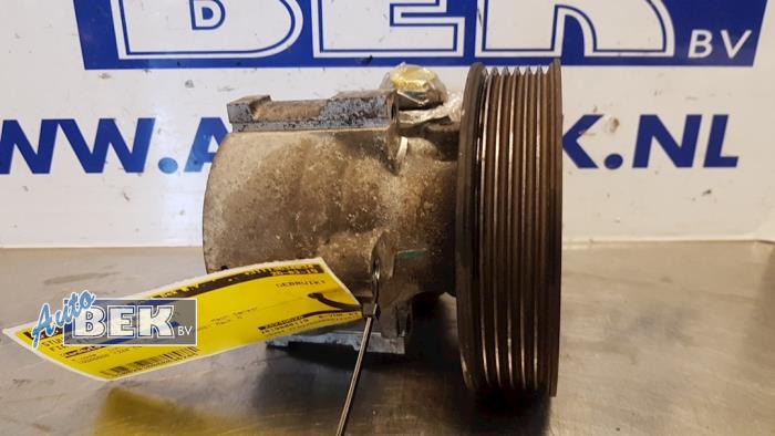 Usagé Pompe de direction Fiat Fiorino (225) 1.3 JTD 16V Multijet Prix € 22,50 Règlement à la marge proposé par Auto Bek