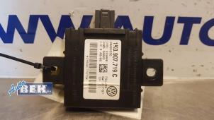 Used Alarm module Volkswagen Touran (1T1/T2) 2.0 TDI DPF Price € 30,00 Margin scheme offered by Auto Bek
