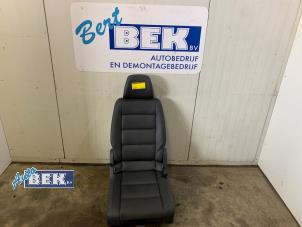 Used Rear seat Volkswagen Touran (1T3) 1.4 16V TSI 170 Price € 90,00 Margin scheme offered by Auto Bek