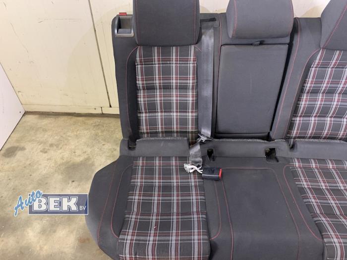 Rear bench seat from a Volkswagen Golf VI (5K1) 2.0 GTI 16V 2010