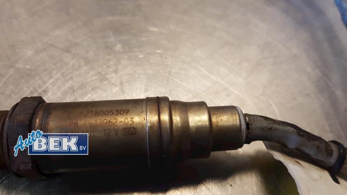 Sonda lambda z BMW 5 serie (E60) 520i 24V 2003