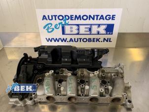 Used Rocker cover Landrover Range Rover Evoque (LVJ/LVS) 2.2 SD4 16V 5-drs. Price on request offered by Auto Bek