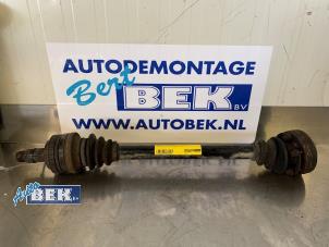 Used Drive shaft, rear left BMW 3 serie Touring (E46/3) 318i 16V Price on request offered by Auto Bek