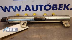 Used Fuel injector nozzle Renault Scénic II (JM) 1.5 dCi 105 Price € 60,00 Margin scheme offered by Auto Bek
