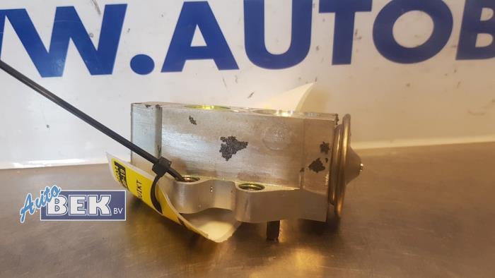Used AC expansion valve Volkswagen Polo V (6R) 1.4 TDI DPF BlueMotion technology Price € 25,00 Margin scheme offered by Auto Bek
