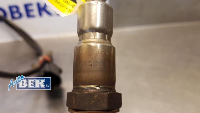 Lambda probe from a Volkswagen Polo V (6R) 1.4 TDI DPF BlueMotion technology 2014