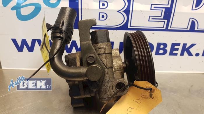 Gebrauchte Lenkkraftverstärker Pumpe Kia Pregio (TB) 2.5 TCi Preis € 25,00 Margenregelung angeboten von Auto Bek