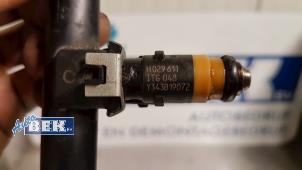 Used Injector (petrol injection) Renault Clio II (BB/CB) 1.4 16V Price € 19,00 Margin scheme offered by Auto Bek