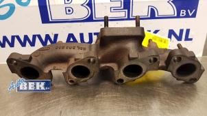 Used Exhaust manifold Audi A4 (B8) 2.0 TDI 16V Price € 45,00 Margin scheme offered by Auto Bek
