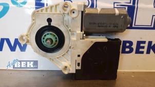 Used Door window motor Volkswagen Golf V Variant (1K5) 1.4 TSI 170 16V Price € 20,00 Margin scheme offered by Auto Bek