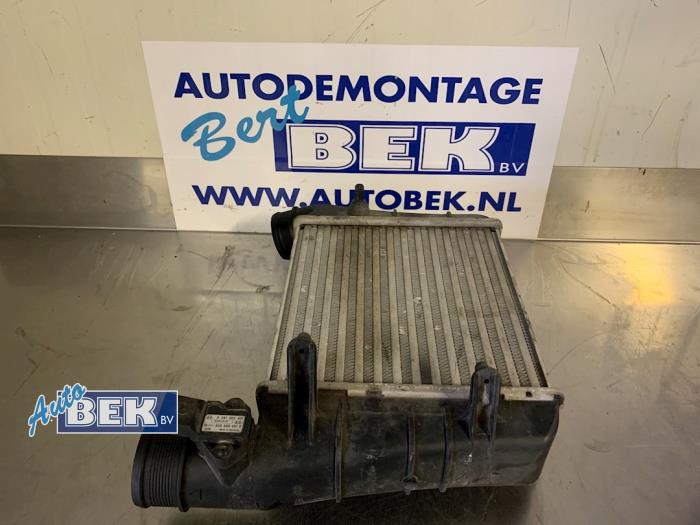 Usados Intercooler Audi A4 Avant (B7) 1.9 TDI Precio € 25,00 Norma de margen ofrecido por Auto Bek