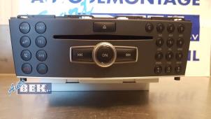 Used Radio CD player Mercedes C (W204) 1.8 C-180 CGI 16V Price € 150,00 Margin scheme offered by Auto Bek