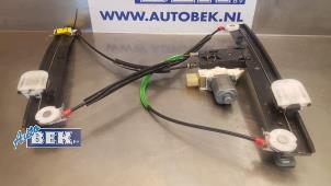 Begagnade Fönstermekanism, 4-dörrars, höger fram Ford Mondeo IV Wagon 2.0 16V Flexifuel Pris € 20,00 Marginaltabell erbjuds av Auto Bek