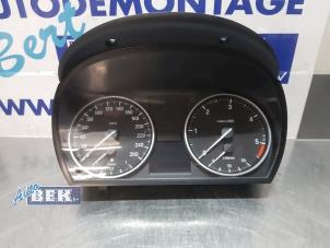 Usagé Compteur kilométrique KM BMW 3 serie (E90) 316d 16V Prix € 70,00 Règlement à la marge proposé par Auto Bek