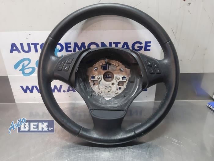 Używane Kierownica BMW 3 serie (E90) 316d 16V Cena € 27,50 Procedura marży oferowane przez Auto Bek