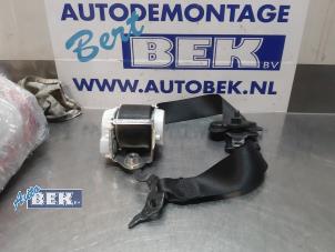 Usados Cinturón de seguridad derecha delante BMW 3 serie (E90) 316d 16V Precio € 45,00 Norma de margen ofrecido por Auto Bek