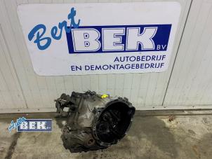 Używane Skrzynia biegów BMW Mini One/Cooper (R50) 1.4 D One Cena € 450,00 Procedura marży oferowane przez Auto Bek