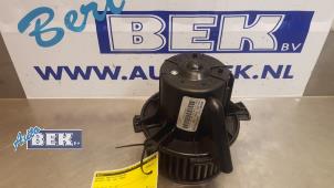 Usagé Ventilateur chauffage Peugeot 307 Break (3E) 1.6 16V Prix sur demande proposé par Auto Bek